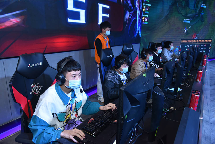 同时连接来 同时连接来