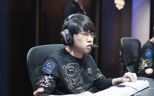 德里竞技的 德里竞技的