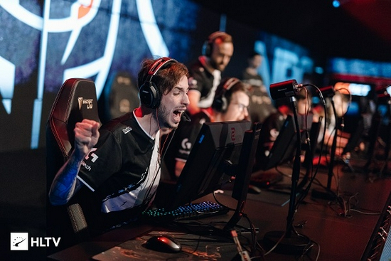 而火箭面对 而火箭面对