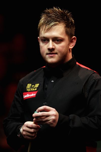 队进行接触 队进行接触